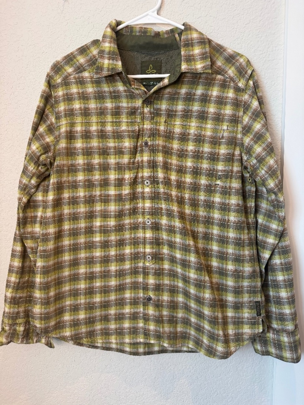 Men’s Prana Green Plaid Button Front Shirt Size Small